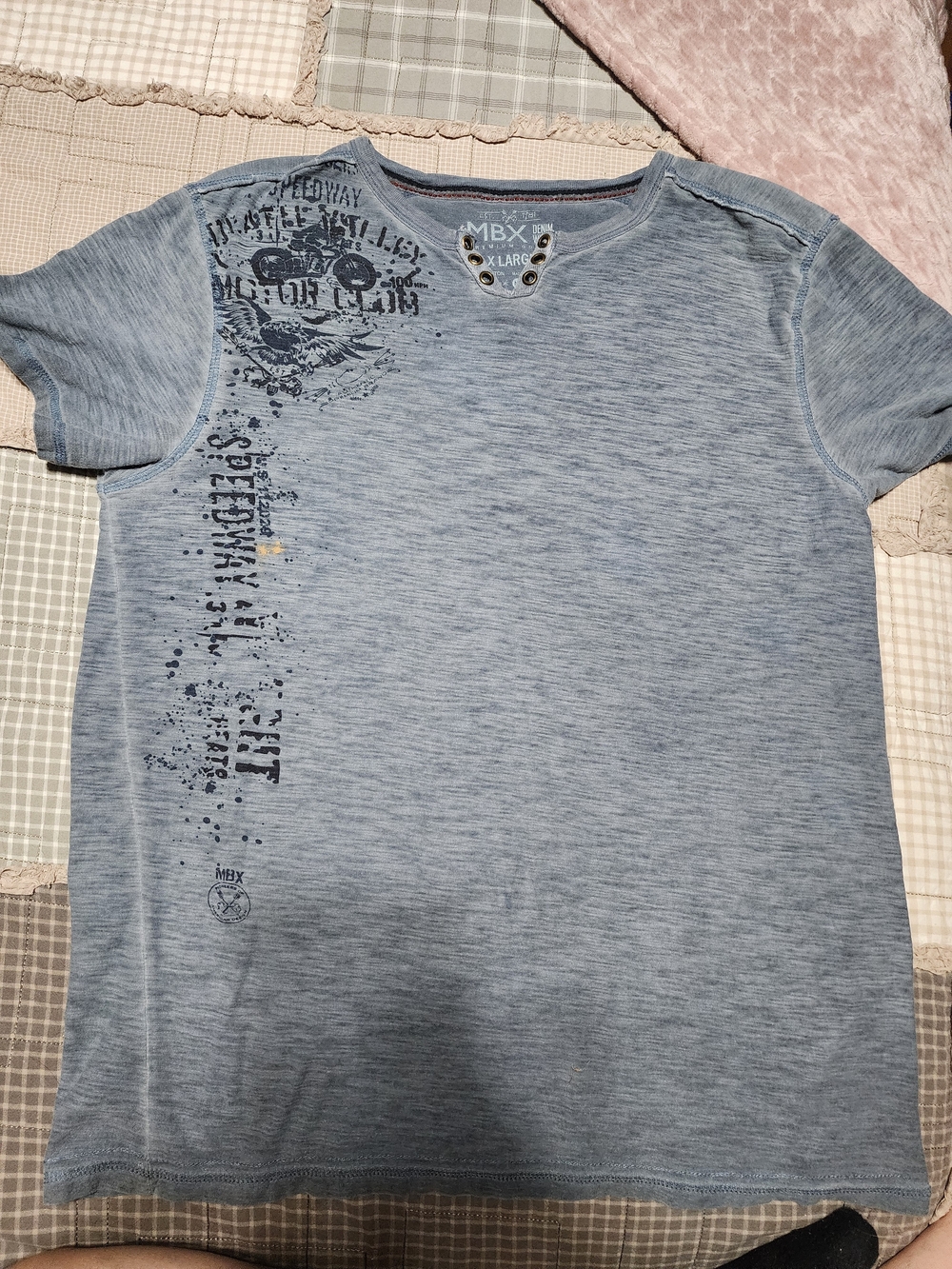 MBX Men's Heather Light Blue Short Sleeve Graphic Tee